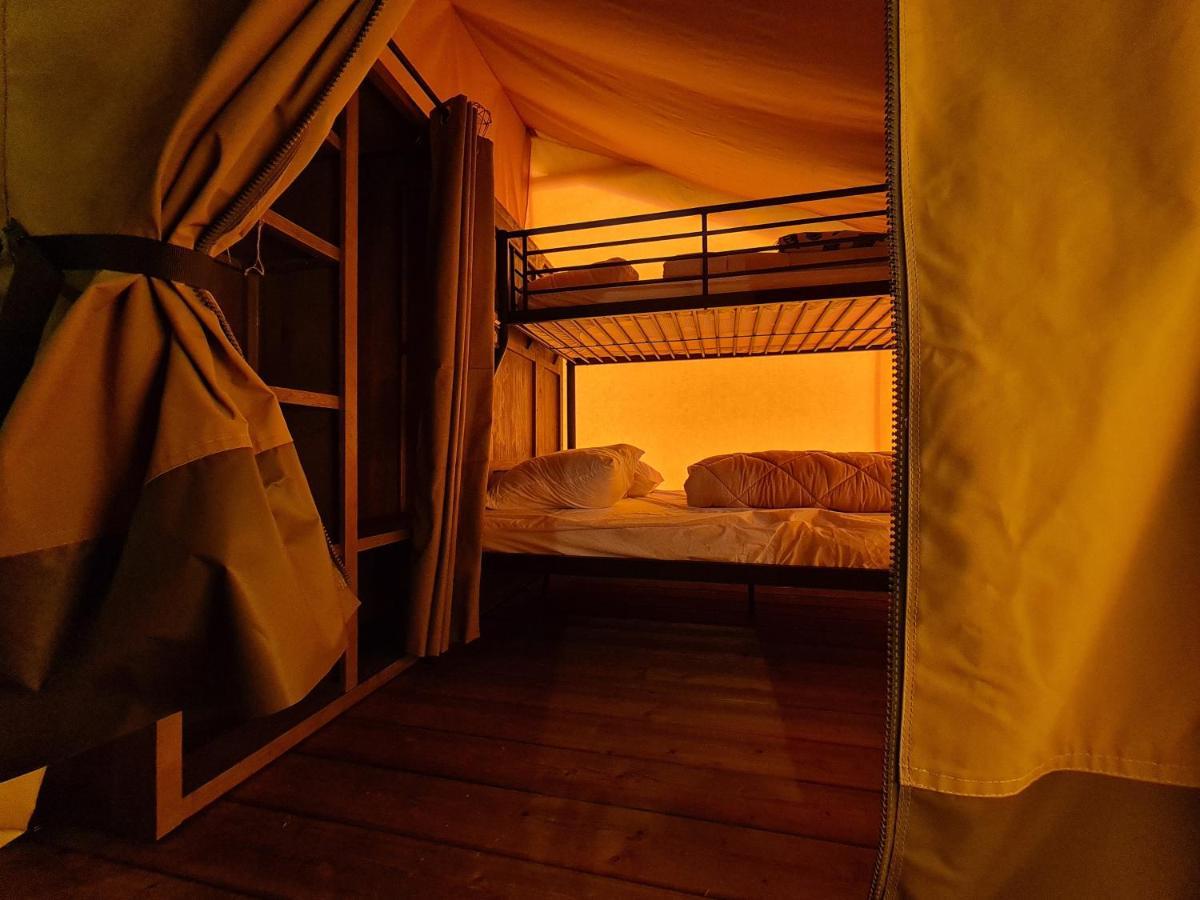 Camping A La Ferme - Hebergements Insolites Cerisy-la-Foret Bagian luar foto