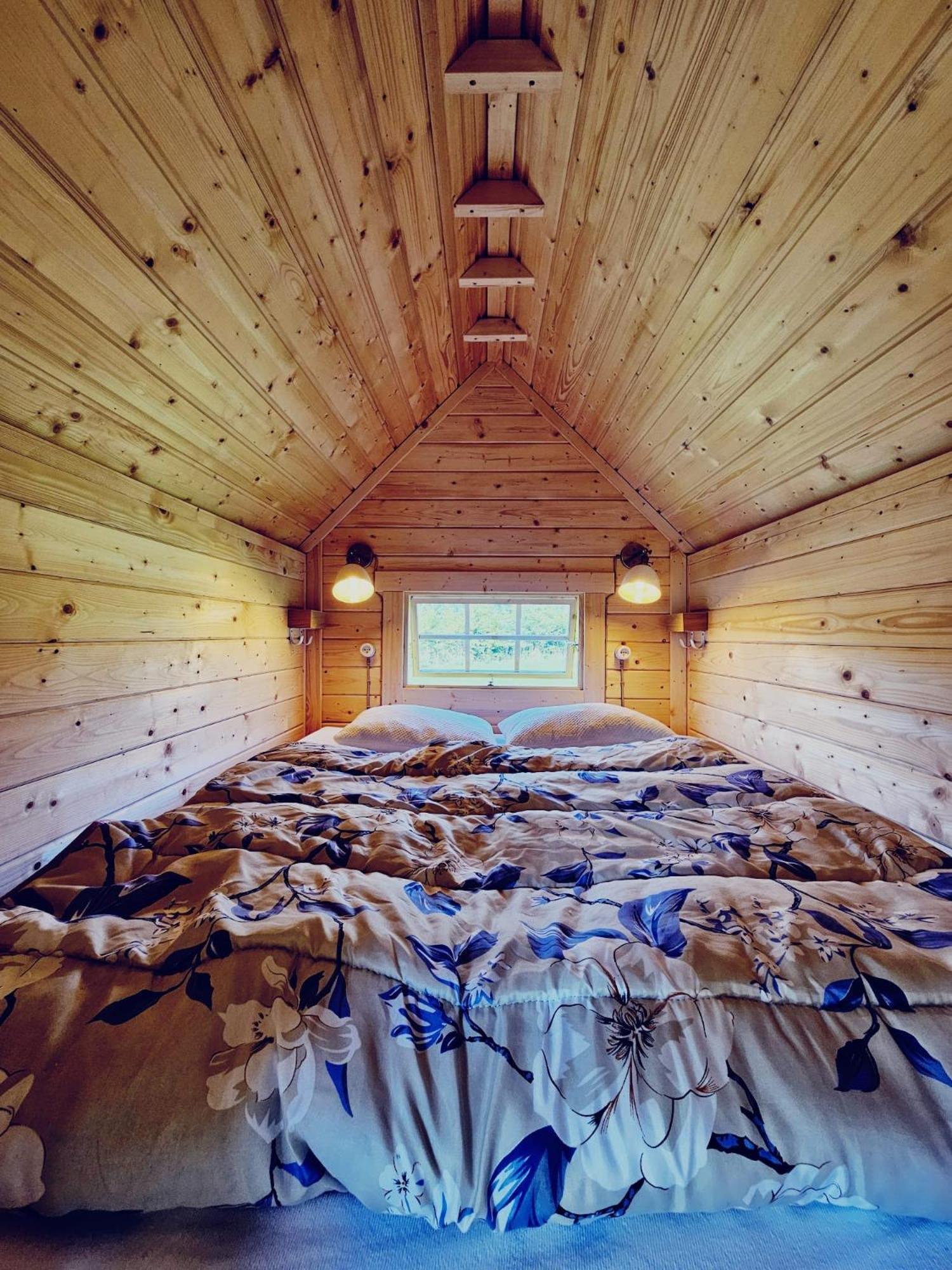 Camping A La Ferme - Hebergements Insolites Cerisy-la-Foret Bagian luar foto